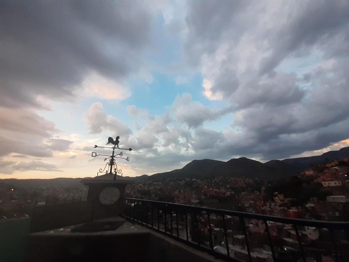 Hostal Casa De Dante Guanajuato Kültér fotó